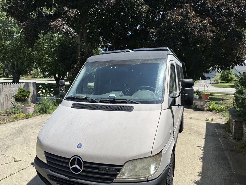 Picture 4/17 of a 2006 Sprinter 2500 140 WB DIY Conversion - Low low miles!  for sale in Wheeling, Illinois