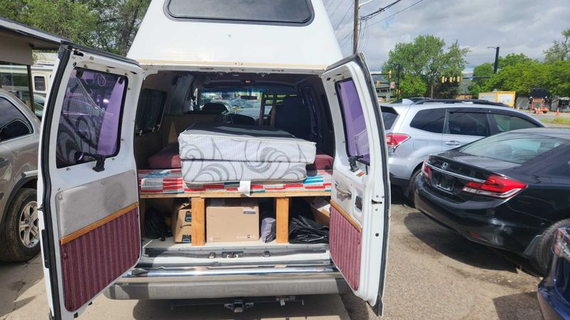 Picture 5/10 of a 1993 Getaway Class B High Roof for sale in Boulder, Colorado
