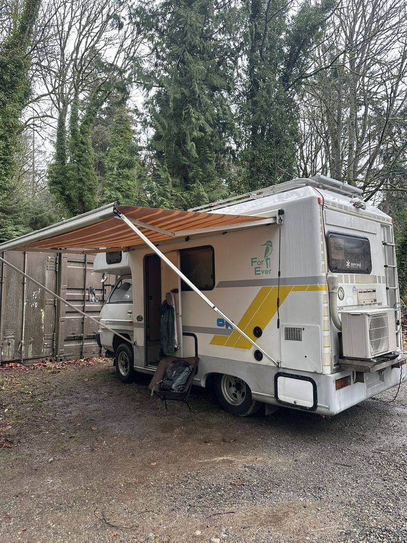 Picture 5/18 of a 1992 Mitsubishi Delica JB500 for sale in Bremerton, Washington