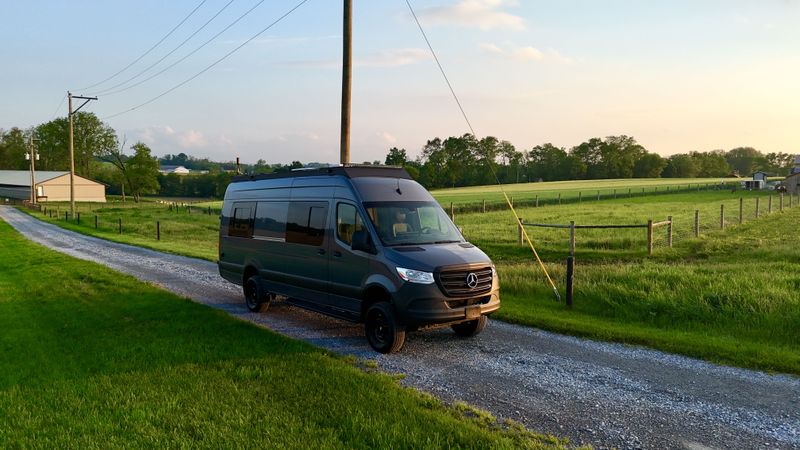 Picture 2/59 of a Offgrid family campervan for sale in Strasburg, Pennsylvania