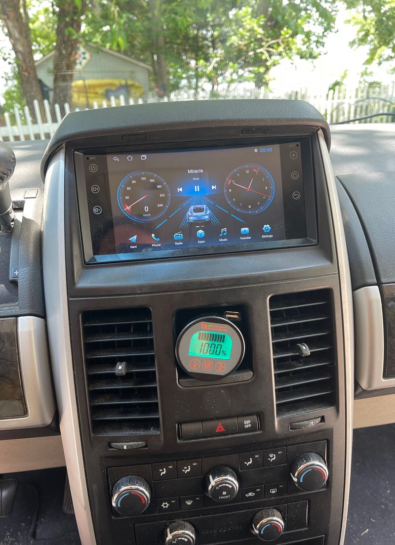 Picture 4/19 of a 2010 Dodge Grand Caravan Stealth w Solarsetup for sale in Palm Beach Gardens, Florida