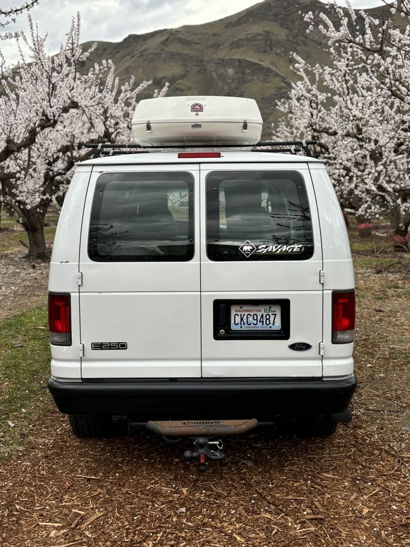 Picture 3/12 of a 2004 Ford E-250 for sale in East Wenatchee, Washington