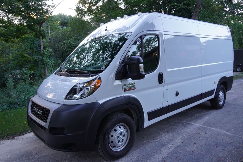 Picture 2/26 of a 2019 Ram ProMaster 2500 159" High Roof Camper Van for sale in Farmington, Michigan