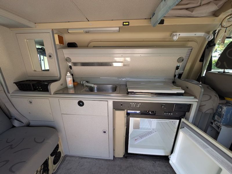 Picture 4/9 of a 2003 VW Eurovan Popup Camper for sale in Palo Alto, California