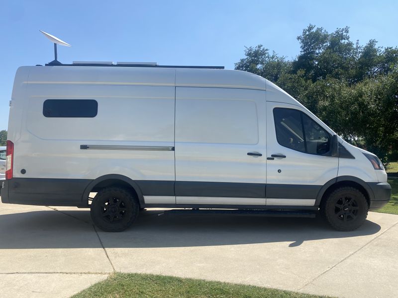 Picture 1/13 of a 2017 Ford Transit - High Roof - Extended Length for sale in Lubbock, Texas