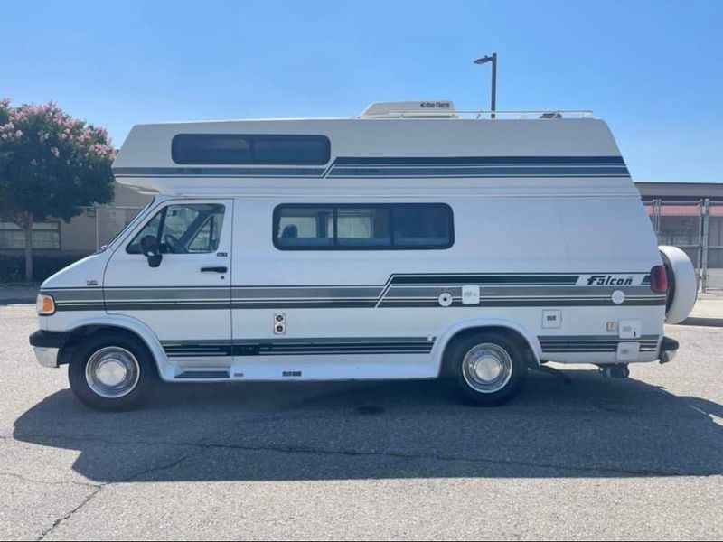 Picture 4/32 of a 1995 Dodge Falcon 190 (RAM B3500) for sale in San Jose, California