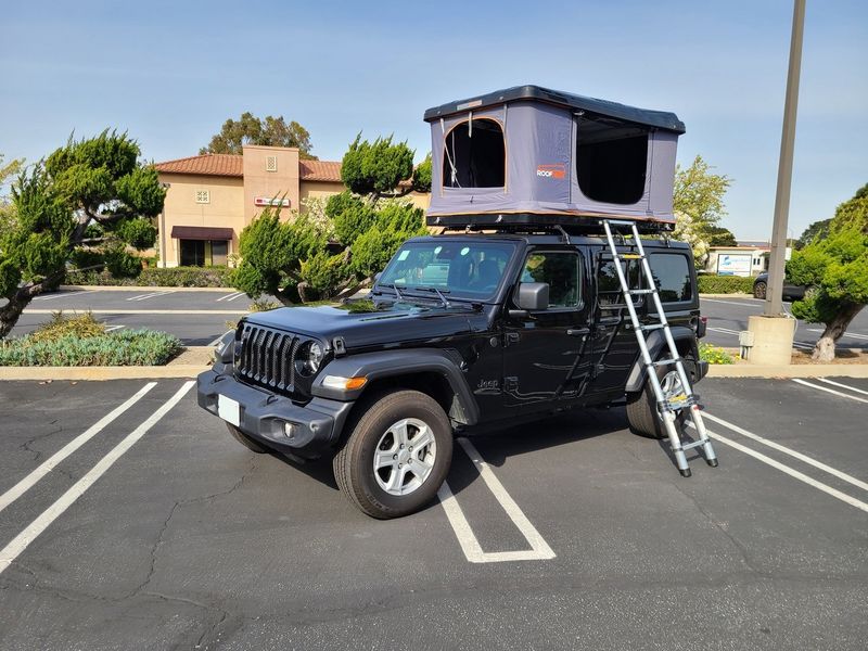 Picture 4/38 of a 2022 Jeep Wrangler Unlimited Sport S • 4x4 • 2.0L Turbo for sale in Las Vegas, Nevada