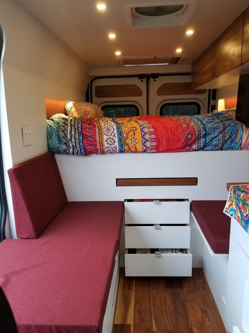Picture 5/7 of a 2021 RAM Promaster 2500 for sale in Bothell, Washington