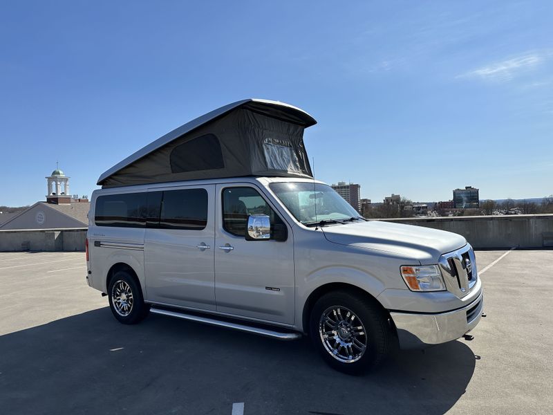 Picture 1/22 of a 2014 Roadtrek N6 Active for sale in Fayetteville, Arkansas