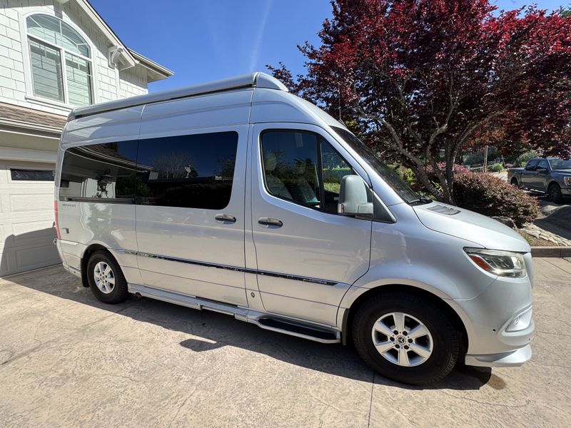 Picture 3/16 of a 2020 Sprinter Airstream Interstate 19 for sale in Santa Cruz, California