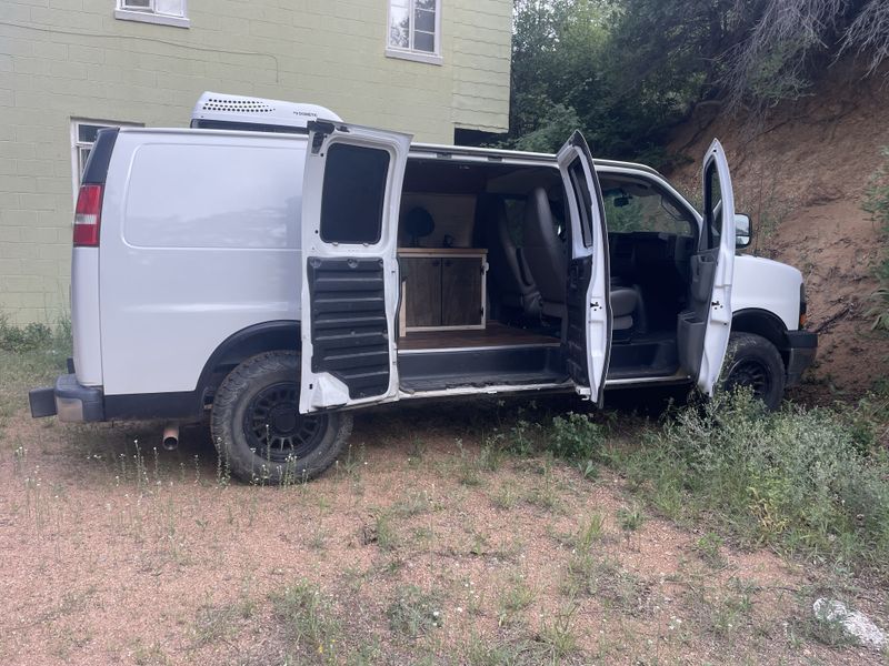 Picture 2/8 of a 2019 GMC Savana for sale in Charleston, South Carolina