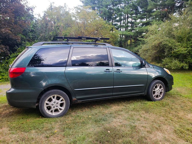 Picture 1/11 of a 2005 Toyota Sienna Camper Van for sale in Cambridge, Massachusetts
