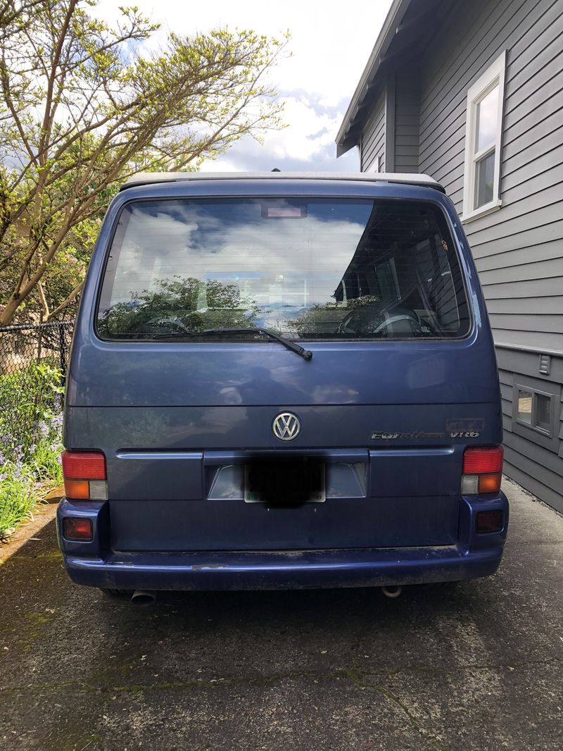 Picture 3/11 of a 1999 Volkswagen Eurovan MV for sale in Portland, Oregon