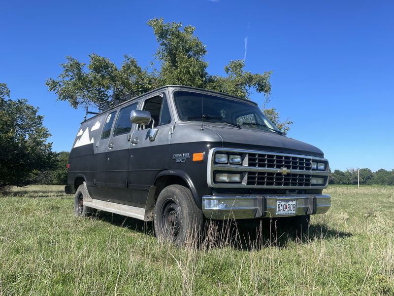 Picture 3/21 of a 1997 Chevy G30 for sale in Joplin, Missouri