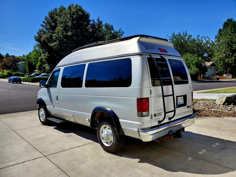 Picture 3/33 of a 2006 E-350 Colorado Camper Van Pop Top Penthouse for sale in Richland, Washington