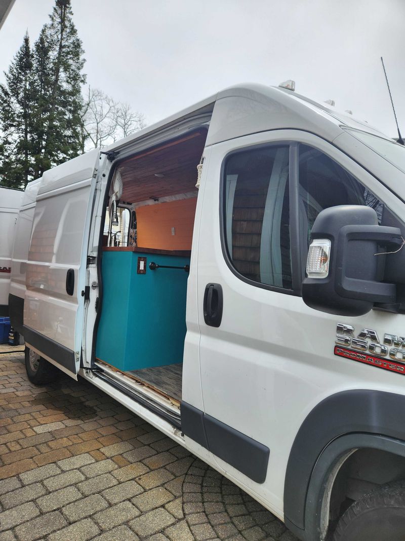 Picture 2/13 of a 2018 Ram Promaster 3500 Ext Cargo Ready-to-go Camper Van! for sale in Nashville, Tennessee