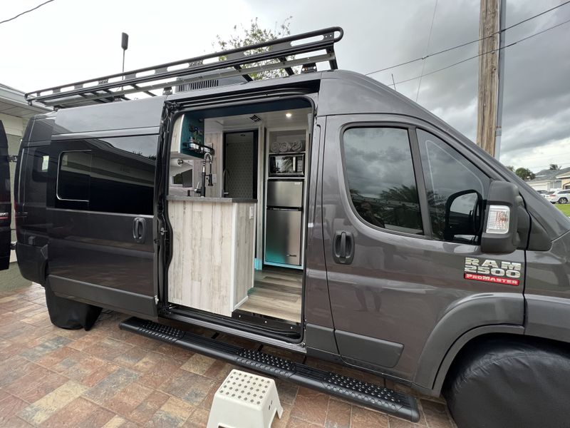 Picture 2/48 of a 2021 Dodge Promaster 2500 High Roof for sale in Cape Coral, Florida