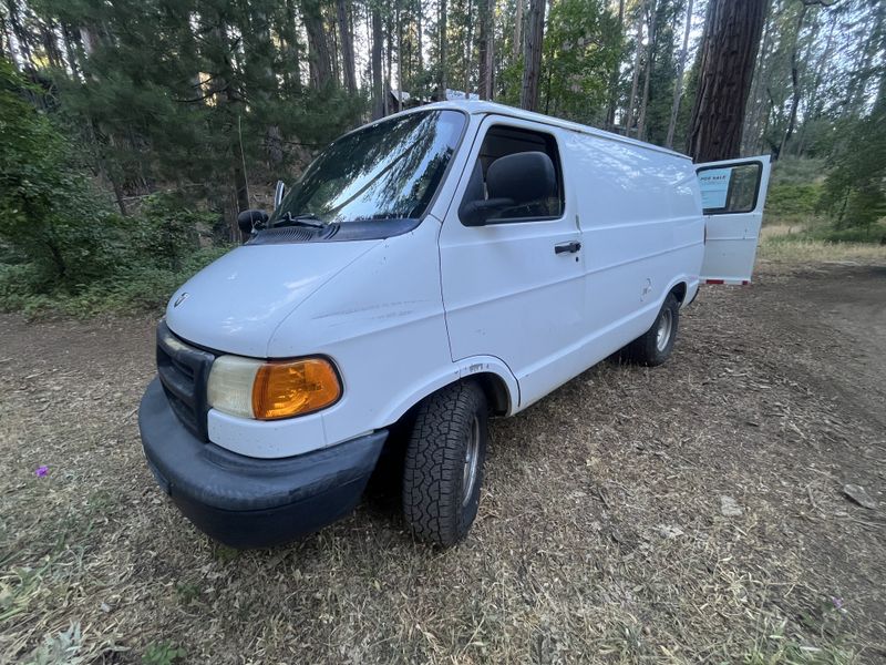 Picture 5/7 of a Dodge RM 1500 Van camper  for sale in Sonora, California