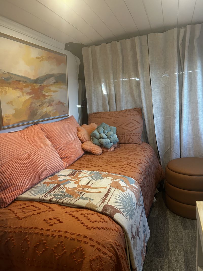 Picture 3/3 of a Live the Vantasy! for sale in Scottsdale, Arizona