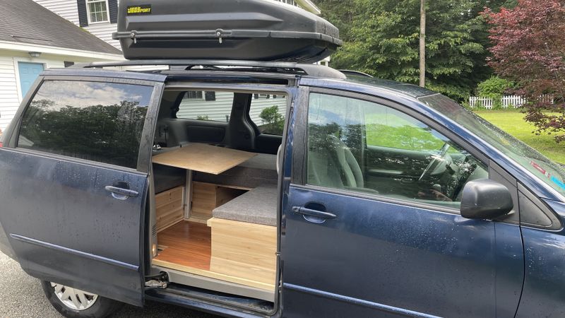 Picture 1/17 of a 2004 Toyota Sienna Minivan Camper for sale in Peterborough, New Hampshire