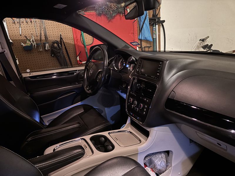Picture 4/13 of a Awesome Minivan Camper for sale in Allen, Texas