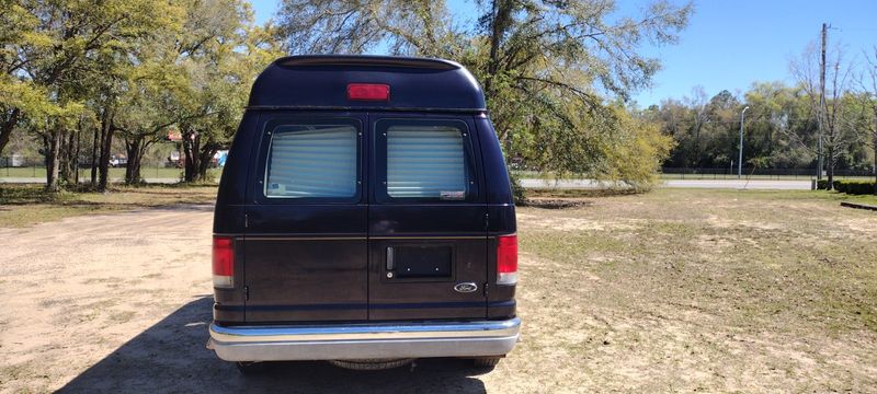 Picture 5/33 of a 2000 Ford E150 Sleeper Conversion Van  for sale in Tallahassee, Florida