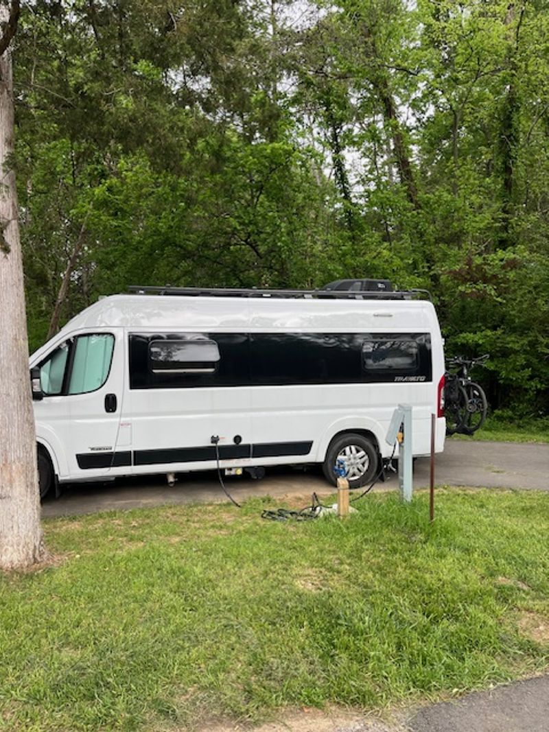 Picture 2/19 of a 2022 Winnebago Travato 59G for sale in Loveland, Colorado