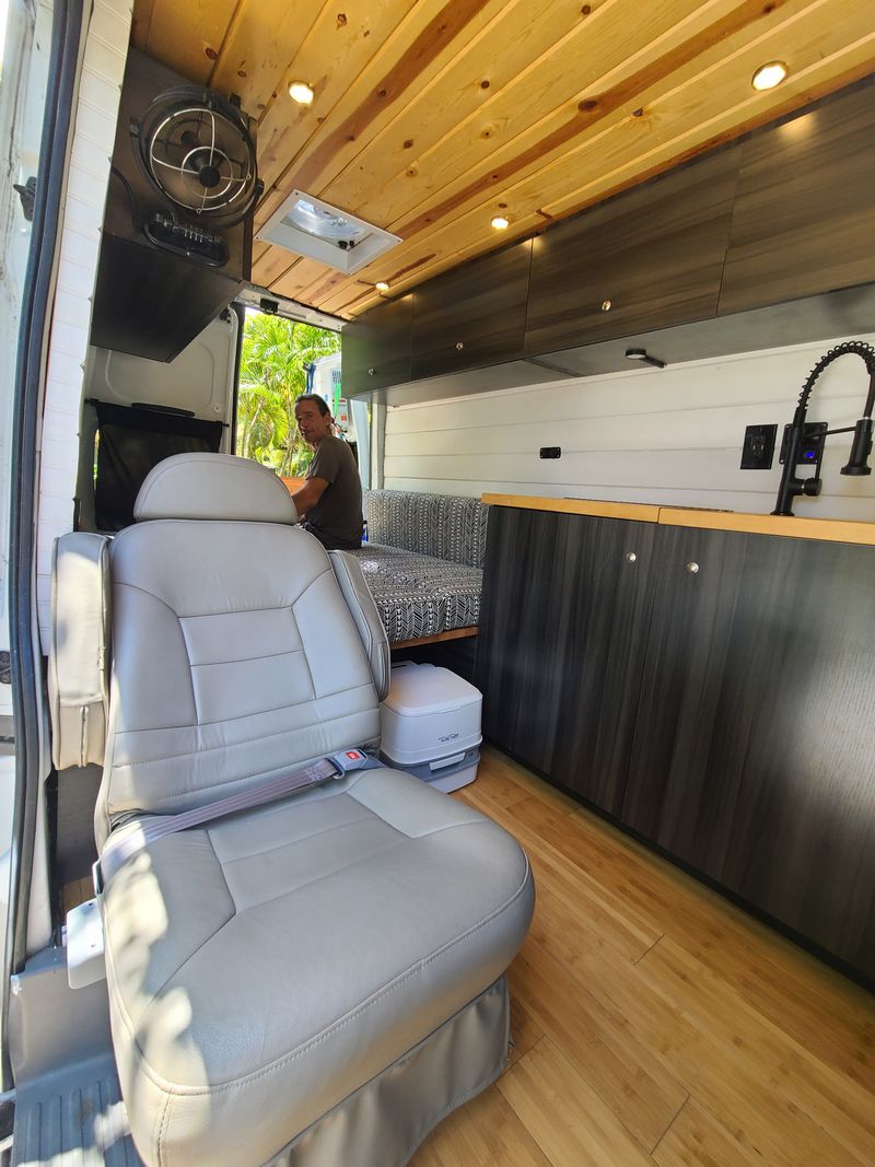 Picture 4/32 of a 2013 Nissan NV 2500 High Top Custom Camper for sale in Kamuela, Hawaii