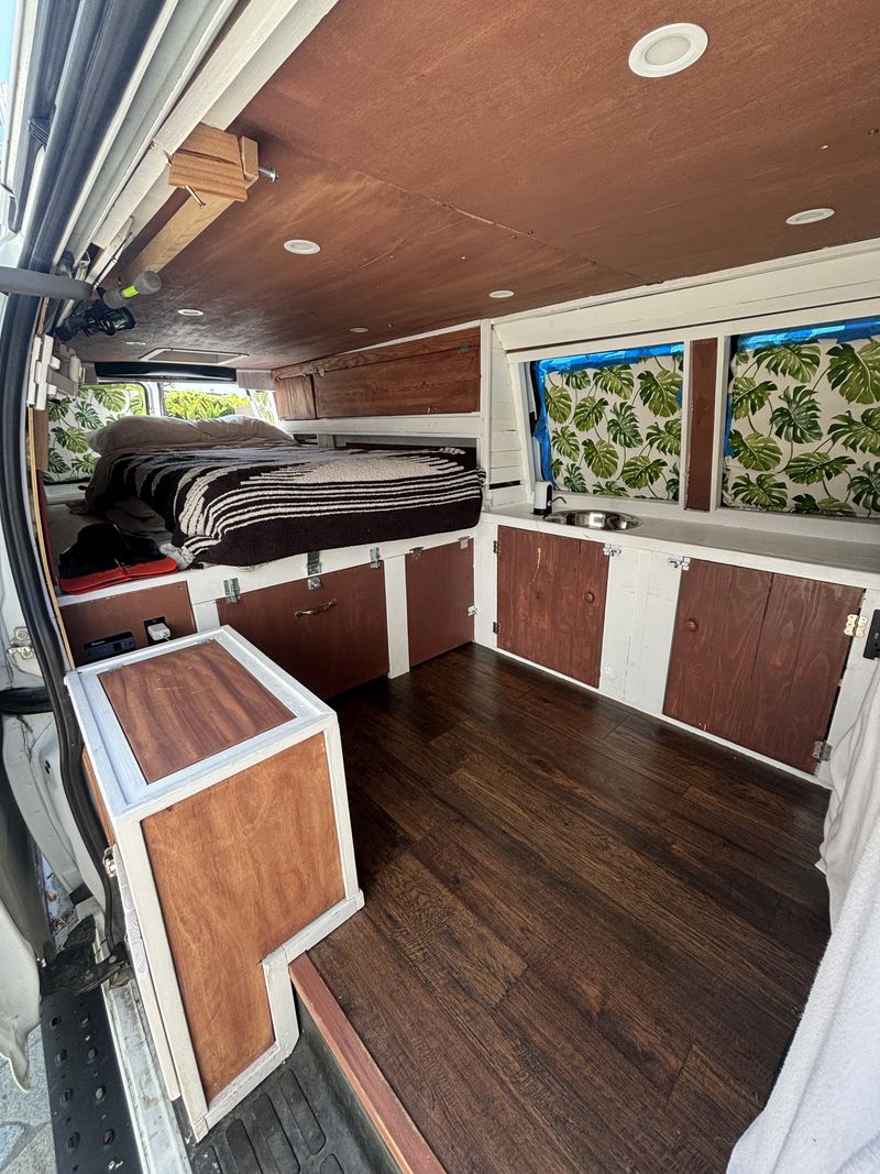 Picture 1/11 of a 2009 Chevy Express 3500 extended for sale in Yreka, California