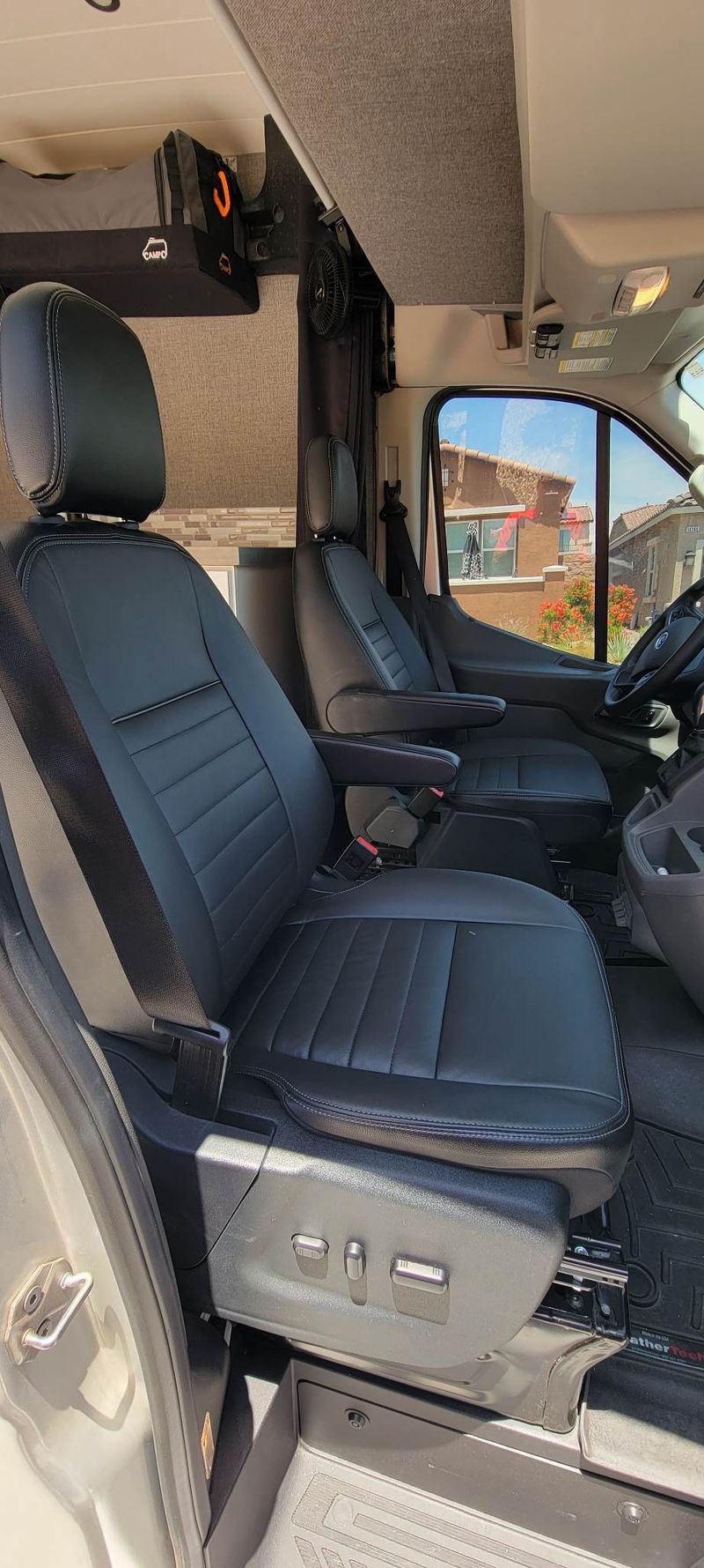 Picture 4/7 of a 2020 Transit 148 High Roof RWD for sale in Rancho Cucamonga, California