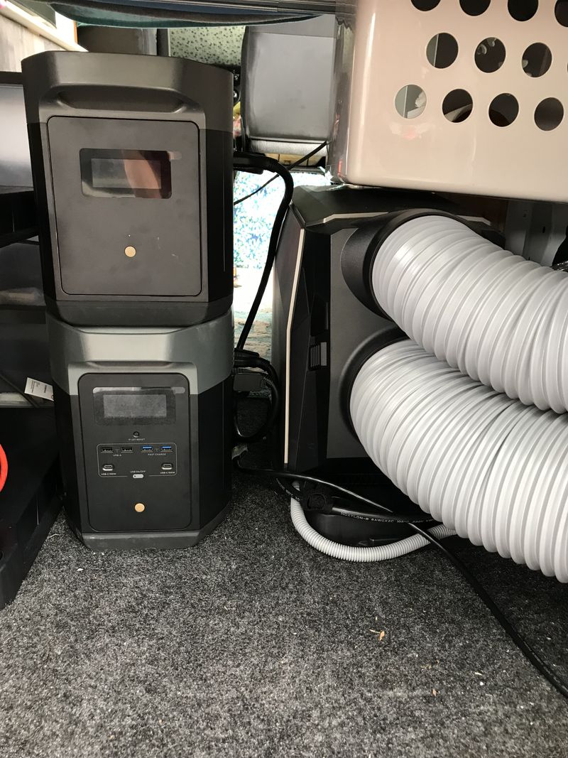 Picture 5/11 of a 2020 Ram Promaster 1500 high roof for sale in Belleview, Florida