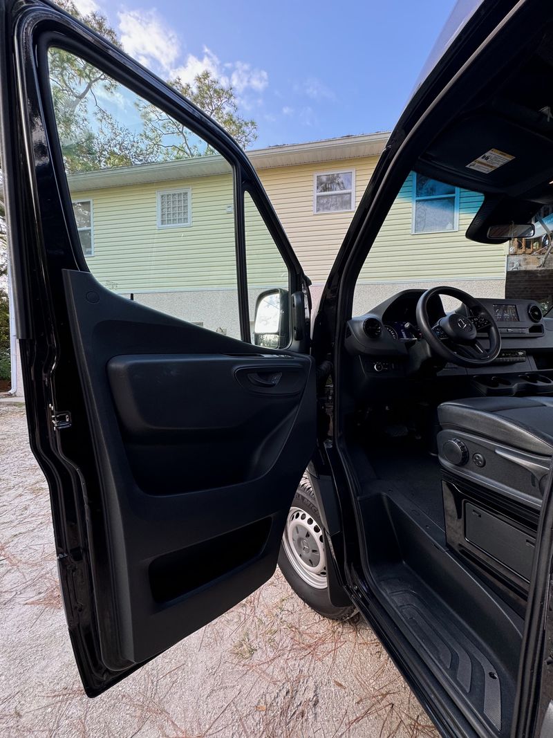 Picture 3/10 of a 2020 4WD Diesel Sprinter High Roof Van 144" WB / AC & Heat for sale in Saint Augustine, Florida