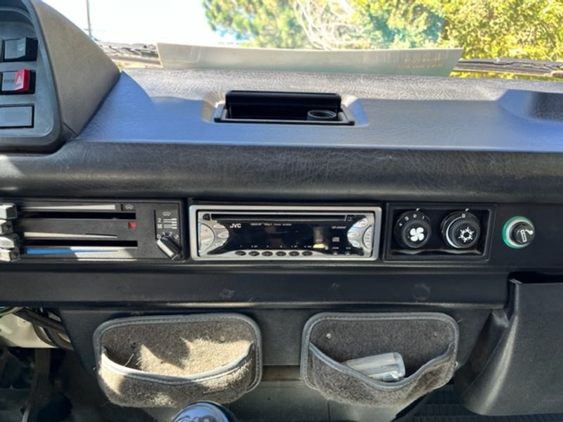 Picture 3/17 of a 1987 VW Westfalia- NEW ENGINE  for sale in Boulder, Colorado