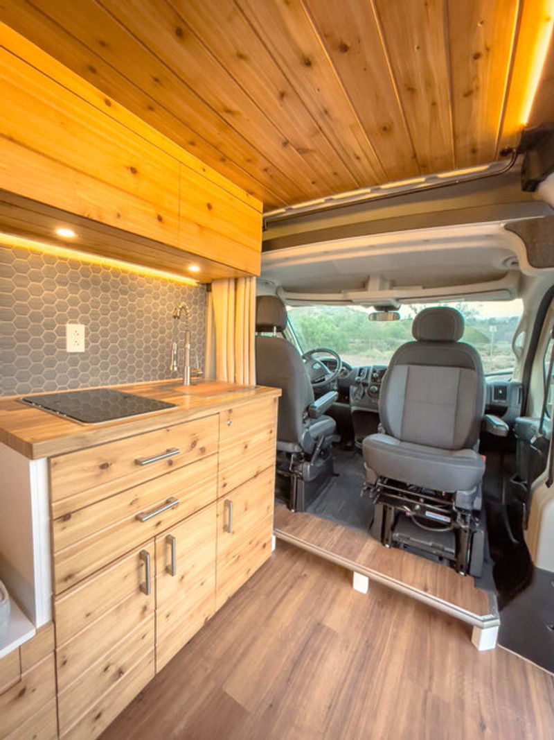 Picture 5/23 of a 2021 Ram ProMaster 2500 Camper Van for sale in Portland, Oregon