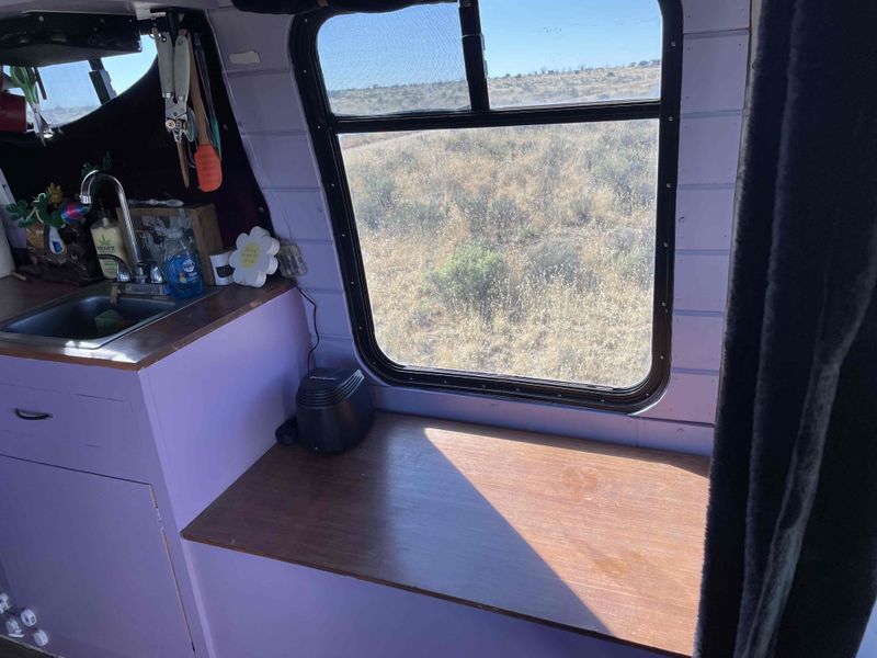 Picture 5/9 of a 1994 ford E-350 transit bus for sale in Sonora, California