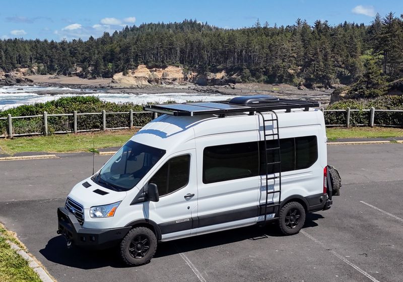 Picture 2/44 of a Ford VANDOIT LIV, Quigley 4×4 Certified RV Manufacturer for sale in Portland, Oregon