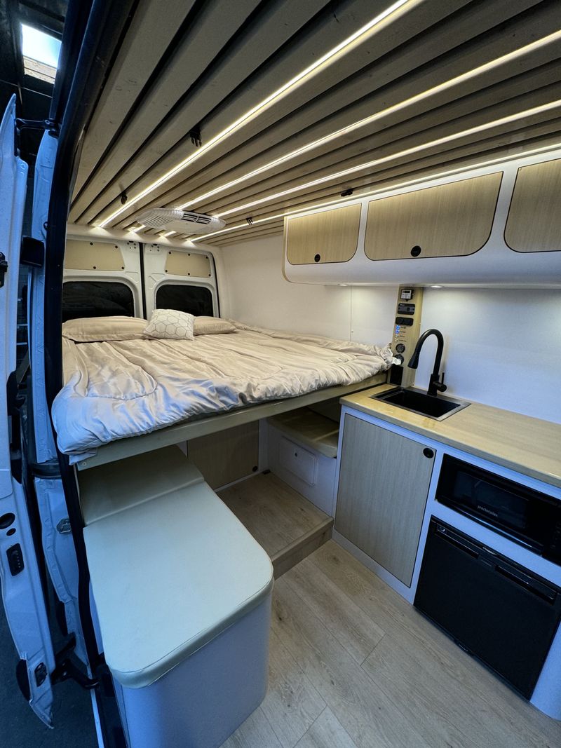 Camper Van For Sale Spirit Campervans 144” MercedesBenz Sprinter