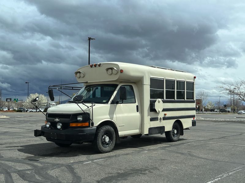 Picture 1/18 of a 2006 Chevy Express 3500 Micro Bluebird Bus for sale in Wellington, Florida