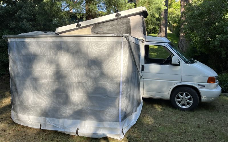 Picture 5/20 of a 1997 VW Eurovan Winnebago Pop-Up Camper for sale in Anacortes, Washington