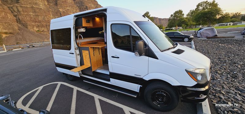 Picture 1/33 of a 2016 Sprinter 2500, BlueTEC Eco Diesel, 100% off grid van! for sale in Portland, Oregon