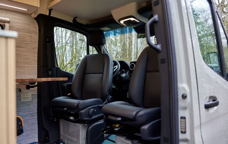 Picture 2/14 of a 2020 Mercedes-Benz Sprinter 4x4 Cargo Van 170 WB for sale in Blaine, Washington