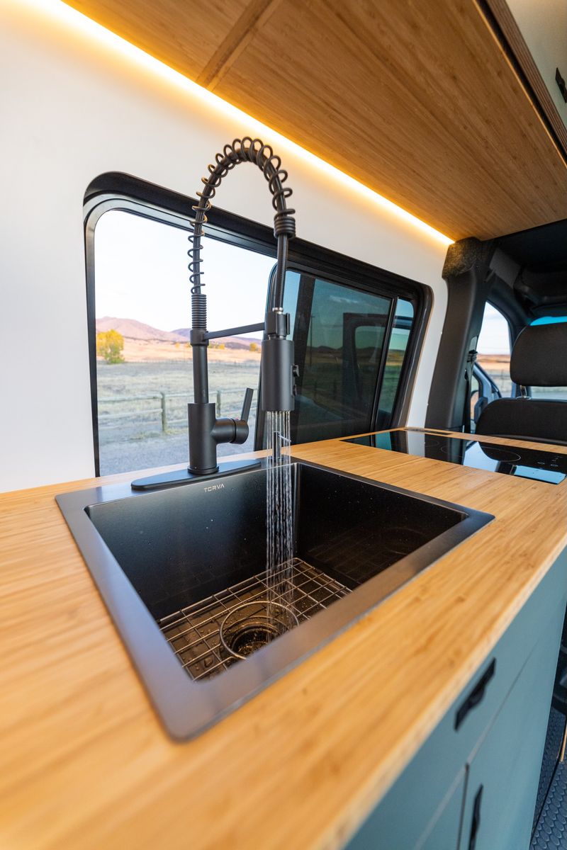 Picture 3/11 of a 2024 Geotrek Albatross AWD - Mercedes Sprinter 144 for sale in Boulder, Colorado