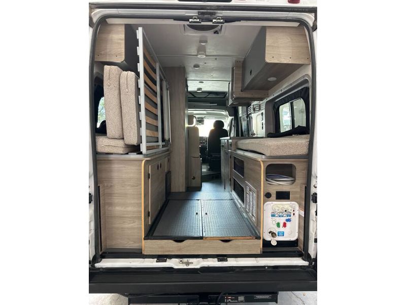 Picture 3/30 of a Winnebago 2023 Solis 59P for sale in Salt Lake City, Utah