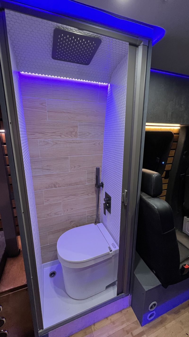 Picture 4/26 of a AWD new 2023 144 Sprinter Elevator bed Bathroom A/C Sleeps 4 for sale in Los Angeles, California