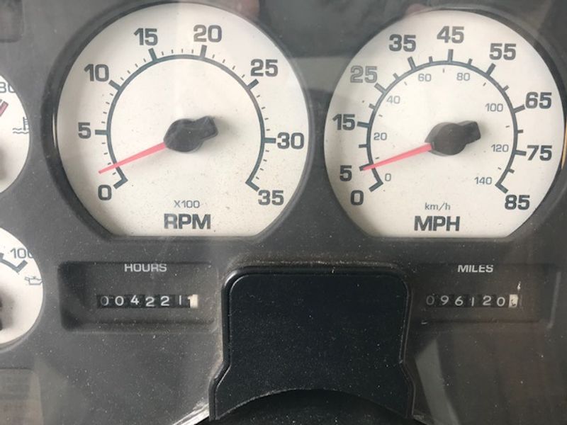 Picture 4/9 of a 2004 International CE 3000 Mostly Converted Skoolie for sale in Mcminnville, Tennessee