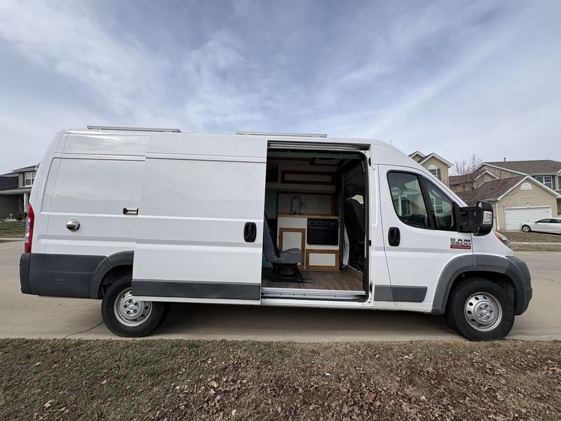 Picture 2/22 of a 2018 Ram Promaster 3500 Extended High Top 159' for sale in Wentzville, Missouri