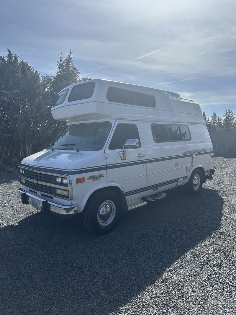 Picture 5/18 of a 1994 Chevy G20 Horizon Camper for sale in Bend, Oregon