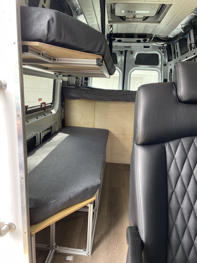 Picture 2/3 of a 2009 Freightliner 3500 Sprinter Van 170” High Roof for sale in Atlanta, Georgia
