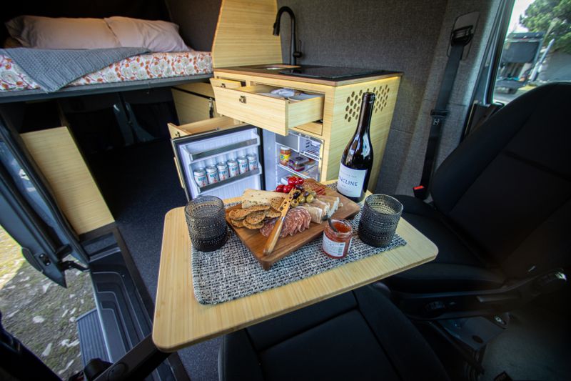 Picture 5/22 of a 2023 Mercedes Sprinter 144 AWD 4x4 BRAND NEW for sale in The Dalles, Oregon