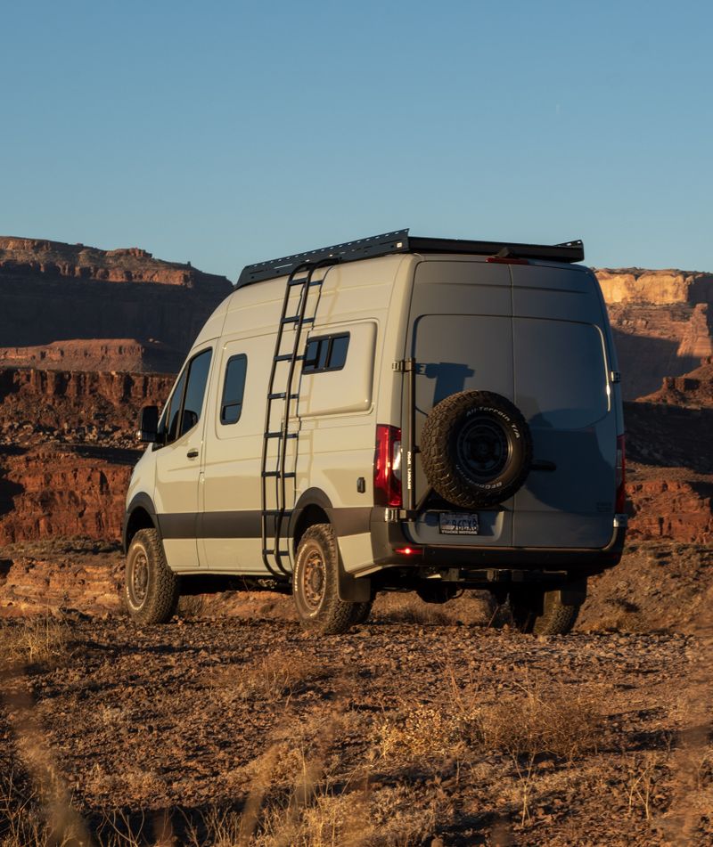 Picture 2/12 of a Voyager, New 4x4 Mercedes. (2 full sized beds)! for sale in Lindon, Utah